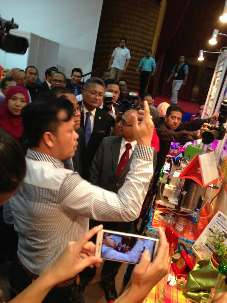 1-azizi-best-of-the-best-chemical-engineer-university