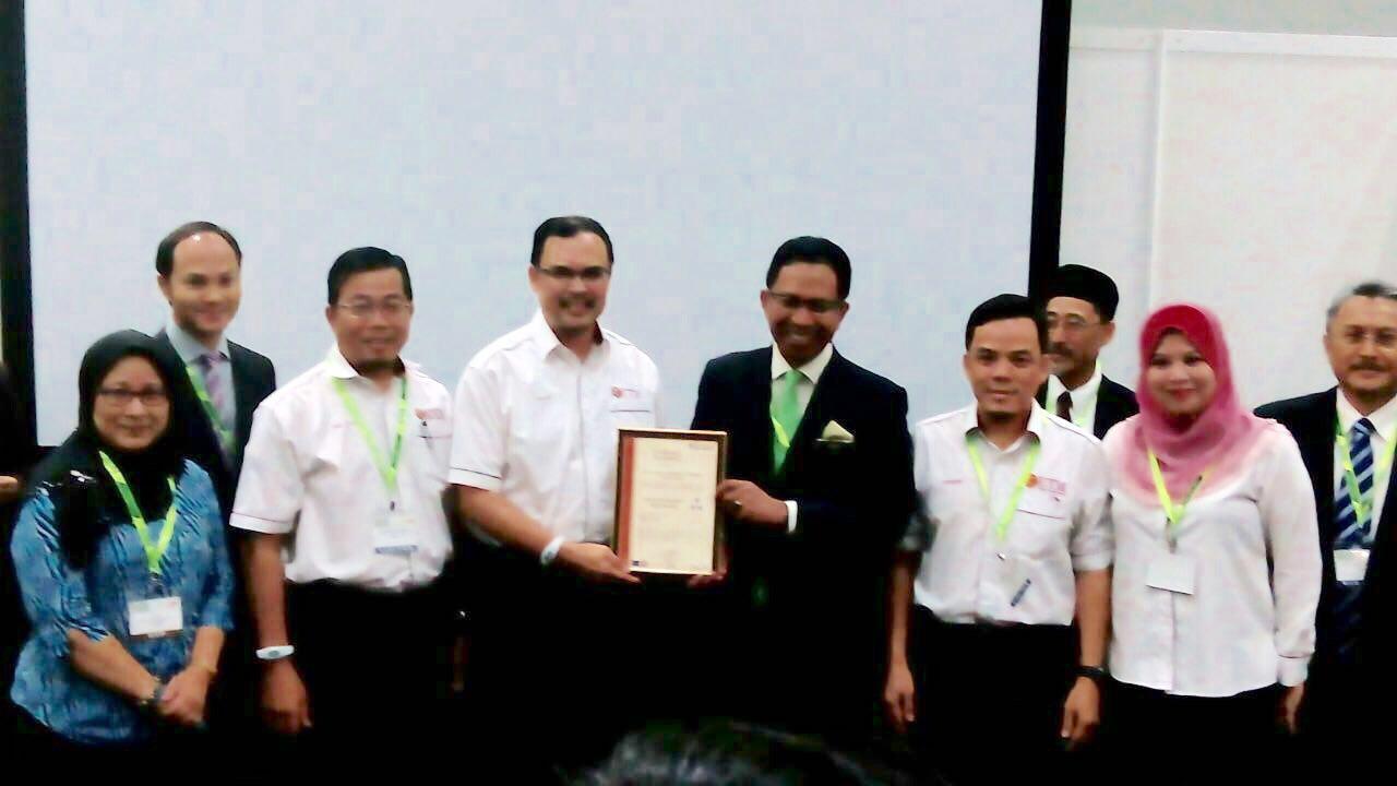 PRESS RELEASE – UTM becomes the first recipient of the 3-Star Rating of AEMAS Energy Management Gold Standard