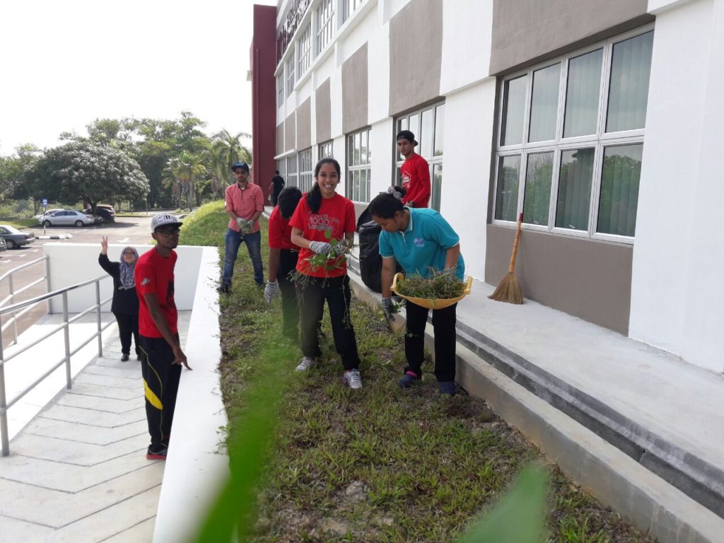 photo6219507073385867225