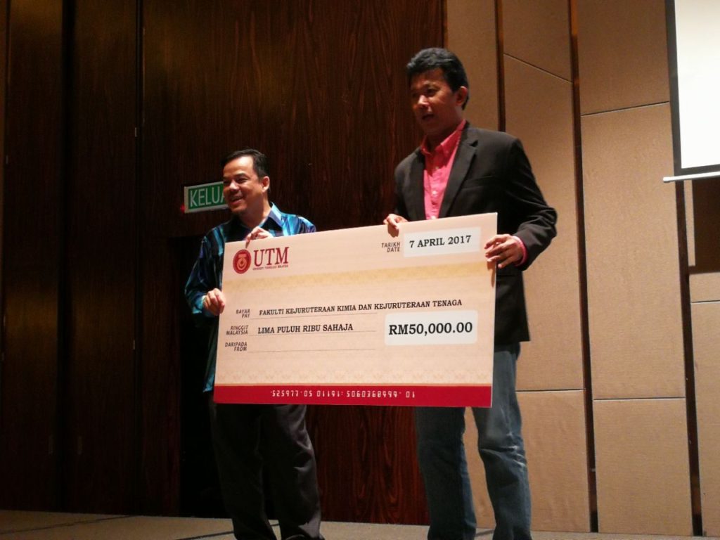 photo6293931048375003063