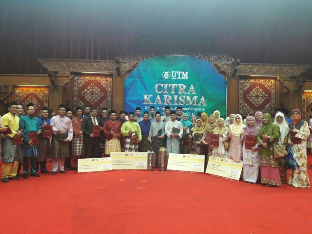 photo6114125322019514288