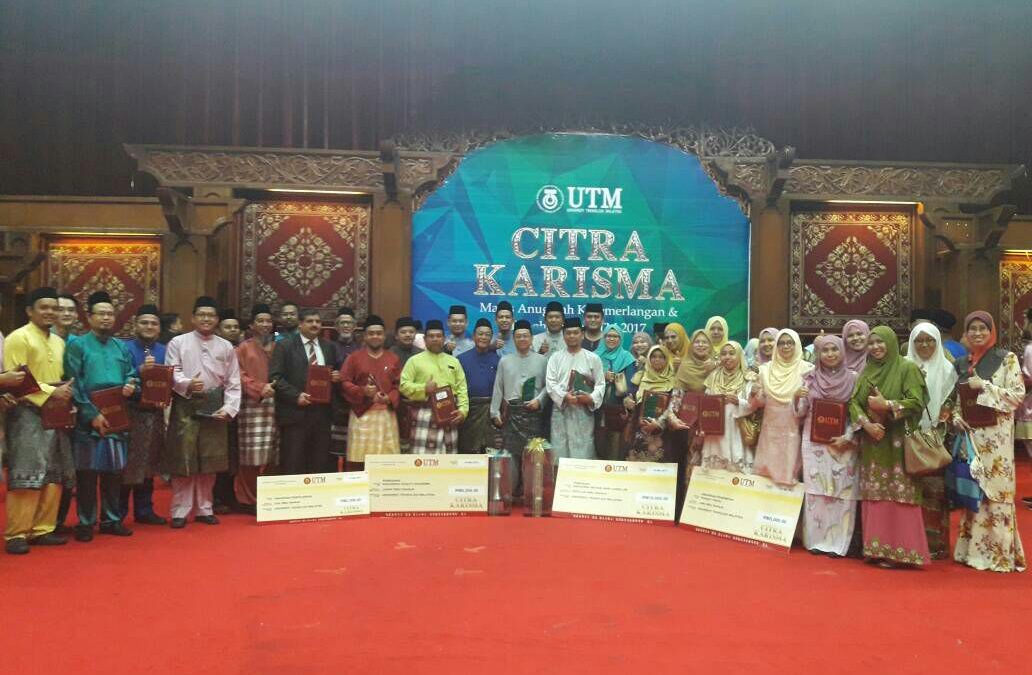 TAHNIAH KEPADA SEMUA PENERIMA BAGI MAJLIS ANUGERAH KECEMERLANGAN DAN PENGHARGAAN UTM 2017, CITRA KARISMA