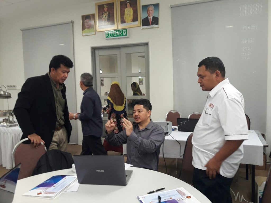 photo6330214979336251312