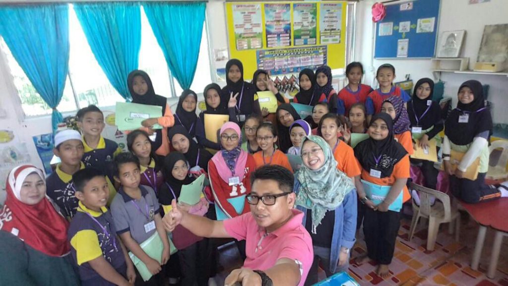 FCEE Lecturers participated as facilitators in English Camp 2017, Membakut, Sabah
